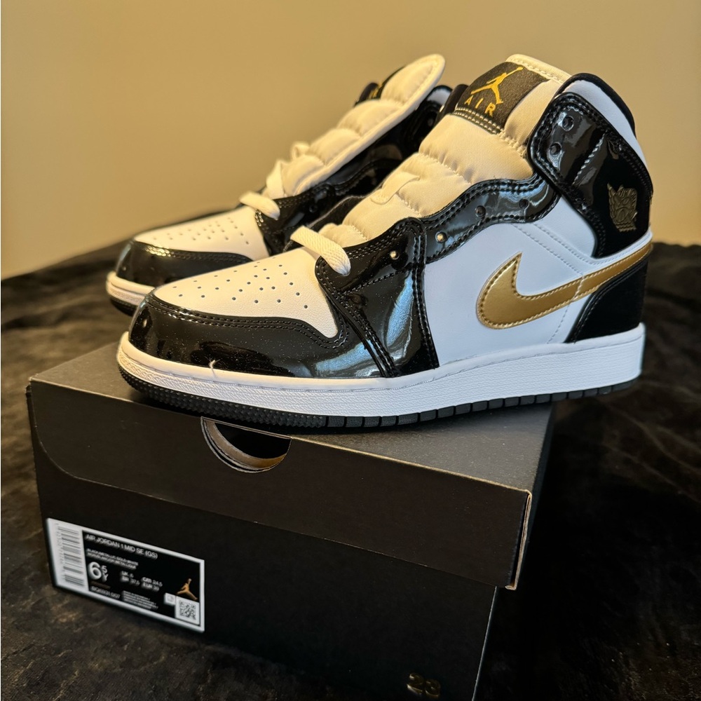 Nike Air Jordan 1